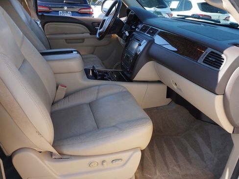 Used 2012 GMC Yukon XL Denali image 13