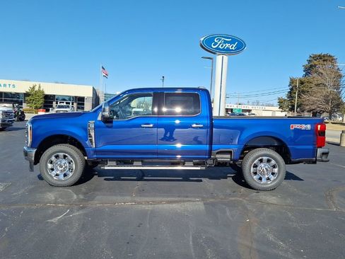 New 2026 Ford F250 Lariat w/ Chrome Package image 28