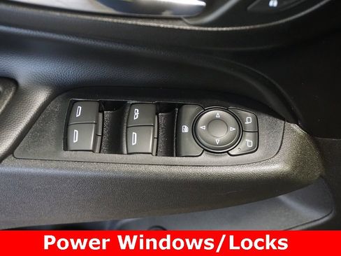 Used 2018 Chevrolet Equinox LT w/ Sun & Infotainment Package image 6