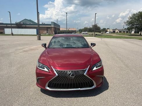 Used 2019 Lexus ES 350 w/ Premium Package FWD image 11
