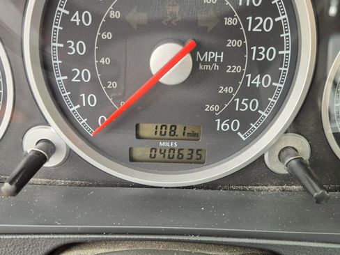 Used 2007 Chrysler Crossfire Convertible w/ Special Edition Group image 19