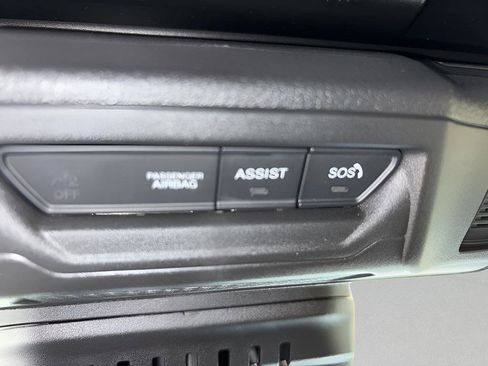 New 2026 Jeep Wrangler Unlimited Sahara AWD/4WD image 20