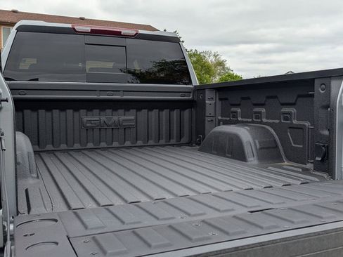 New 2026 GMC Sierra 1500 SLT w/ SLT Premium Plus Package AWD/4WD image 32