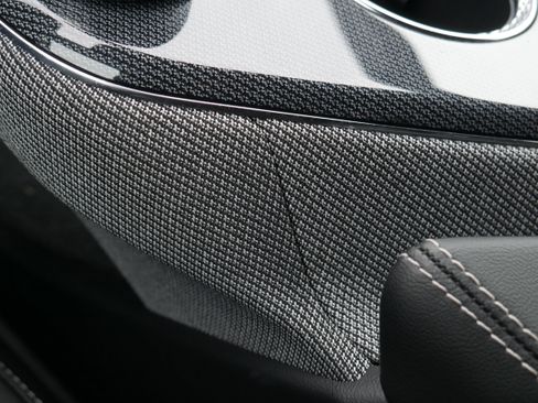 Certified 2025 Cadillac Optiq Sport 1 w/ LPO, Floor Liner Package image 27