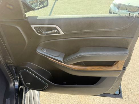 Used 2019 GMC Yukon Denali image 18