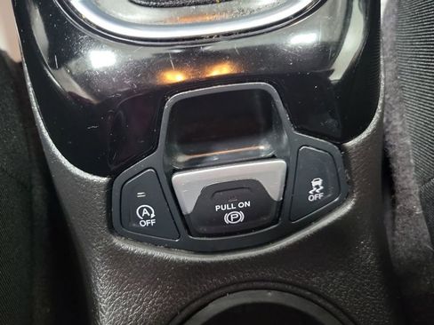 Used 2020 Jeep Compass Limited image 47