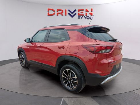 New 2026 Chevrolet TrailBlazer LT w/ Convenience Package image 3