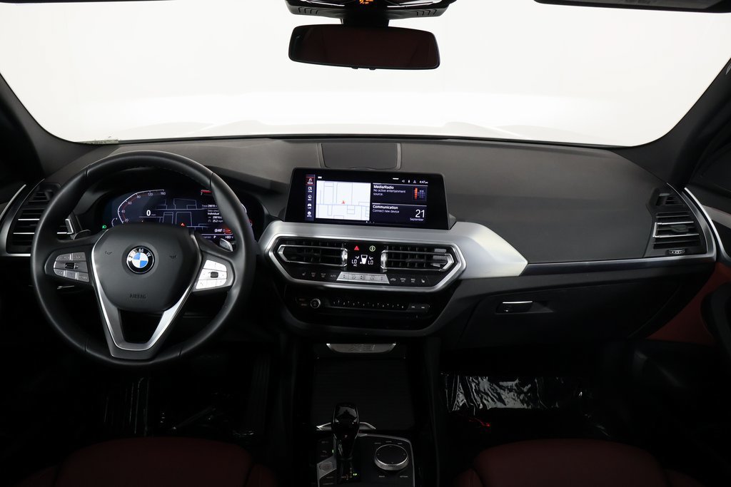 Certified 2024 BMW X3 sDrive30i w/ Convenience Package RWD image 8