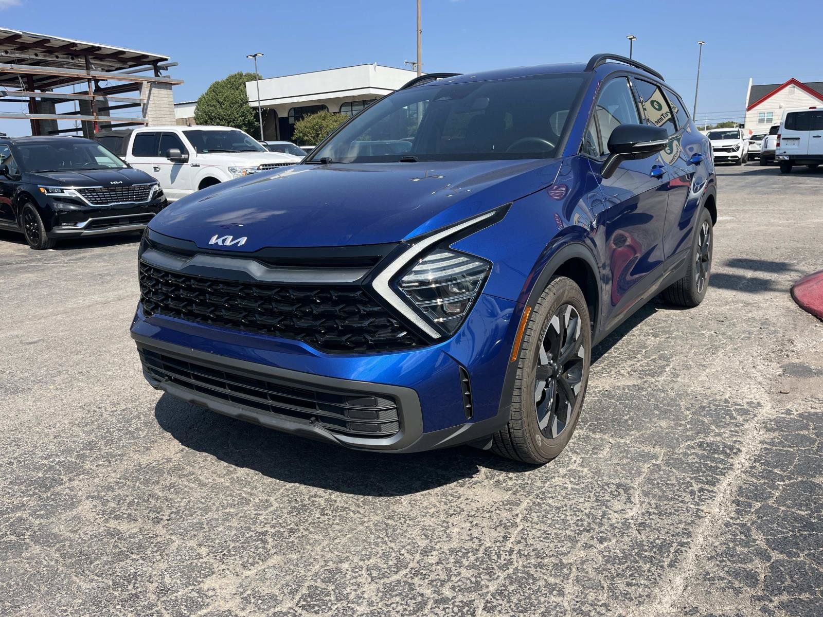 Used 2024 Kia Sportage X-Line AWD/4WD image 3