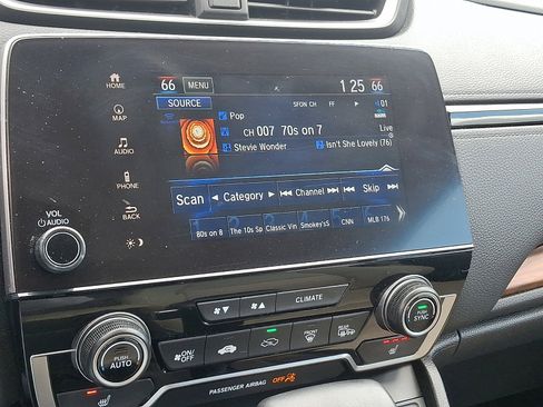 Used 2018 Honda CR-V Touring image 18