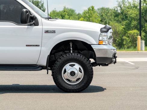 Used 2000 Ford F350 Lariat image 13