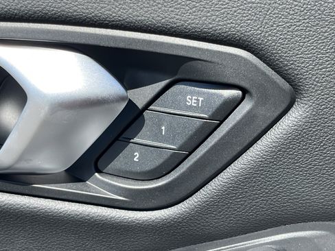 New 2026 BMW 330i Sedan w/ Premium Package image 17