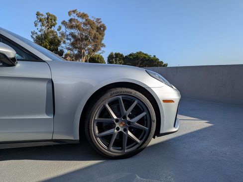 New 2025 Porsche Panamera image 11