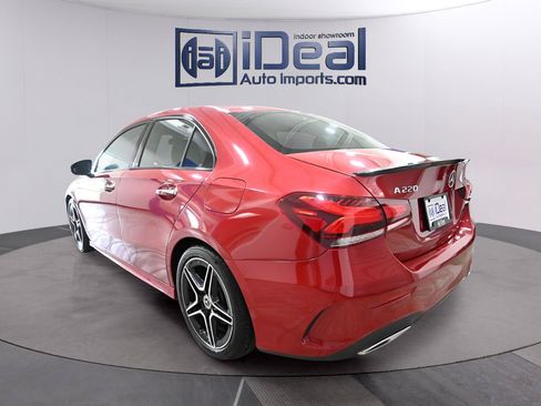 Used 2022 Mercedes-Benz A 220 4MATIC image 3