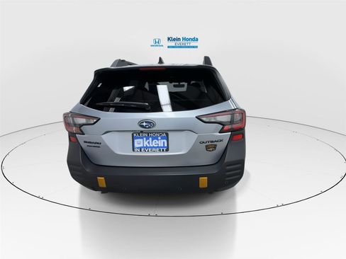 Used 2022 Subaru Outback Wilderness AWD/4WD image 9