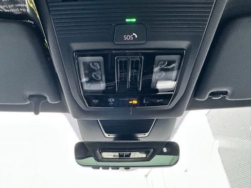 New 2026 Volkswagen Tiguan SE R-Line image 40