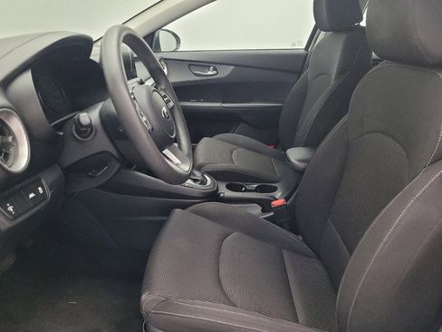 Used 2019 Kia Forte LXS image 17