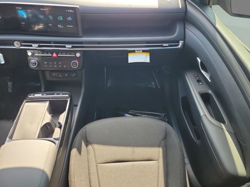 New 2026 Hyundai Tucson Blue SE image 16