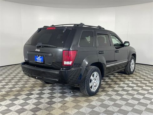 Used 2010 Jeep Grand Cherokee Laredo image 23