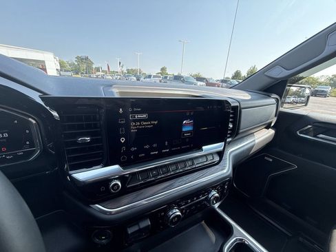 Certified 2025 GMC Sierra 1500 SLT w/ SLT Premium Package RWD image 19