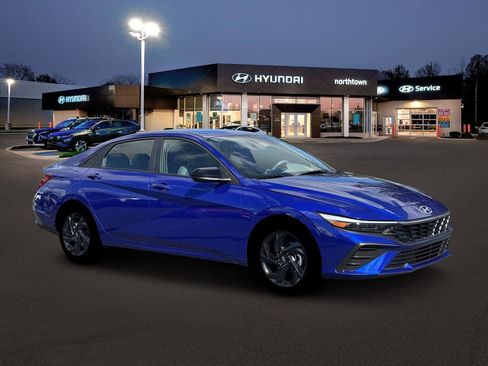 New 2026 Hyundai Elantra Sport image 10