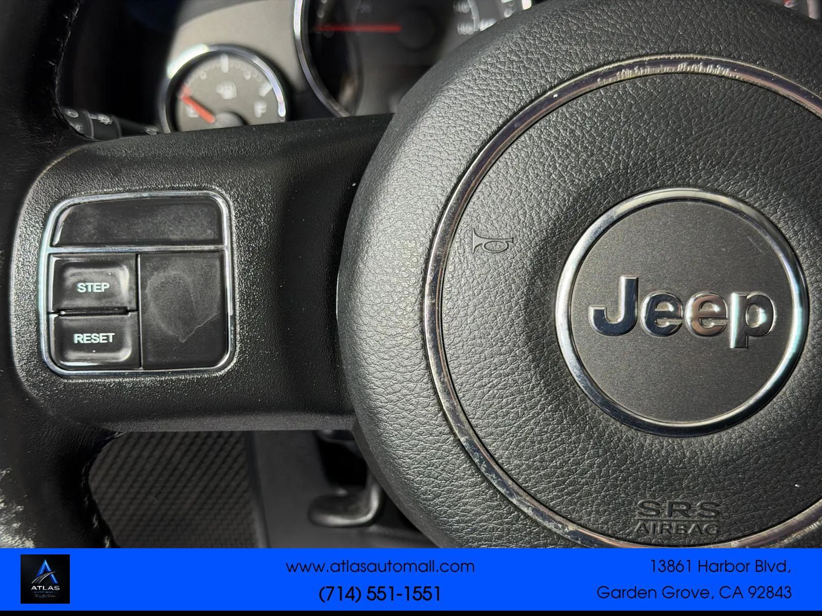 Used 2018 Jeep Wrangler Unlimited Sahara AWD/4WD image 26