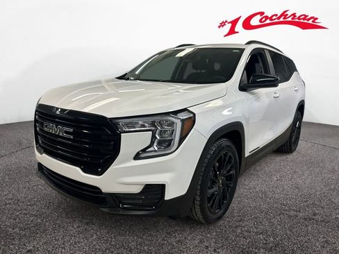 Certified 2023 GMC Terrain SLE w/ Driver Convenience Package image 35