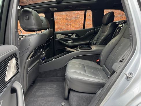 Certified 2023 Mercedes-Benz Maybach GLS 600 4MATIC image 24