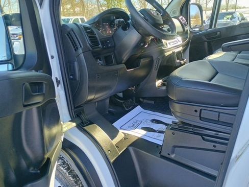 Used 2023 RAM ProMaster 3500 w/ Convenience Group image 21