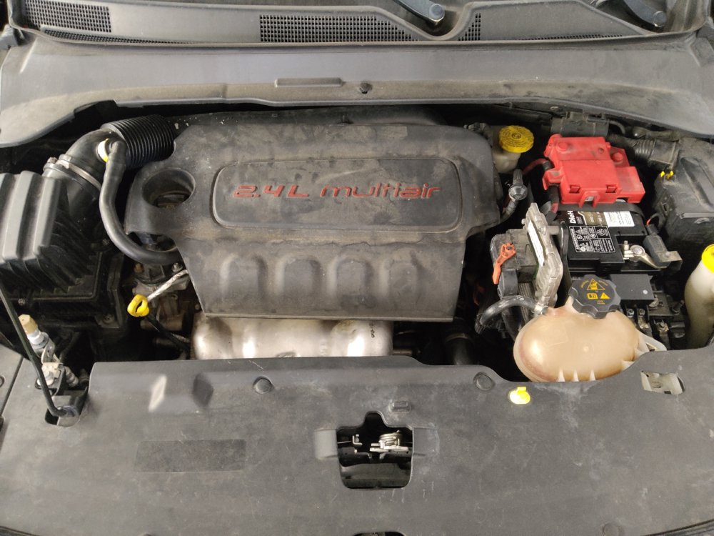 Used 2019 Jeep Compass Latitude FWD image 30