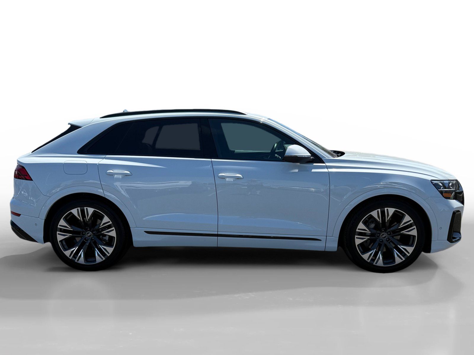 Used 2025 Audi Q8 Prestige AWD/4WD image 6
