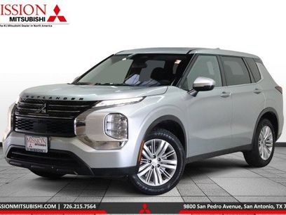 Used 2023 Mitsubishi Outlander ES