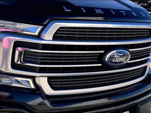 Used 2019 Ford F150 Limited w/ Trailer Tow Package image 28