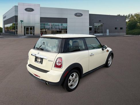 Used 2011 MINI Cooper Hardtop FWD image 9