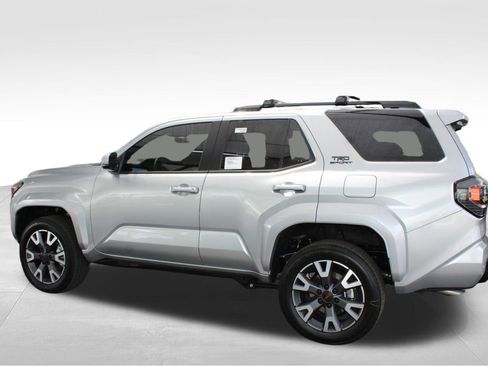 New 2026 Toyota 4Runner TRD Sport AWD/4WD image 11
