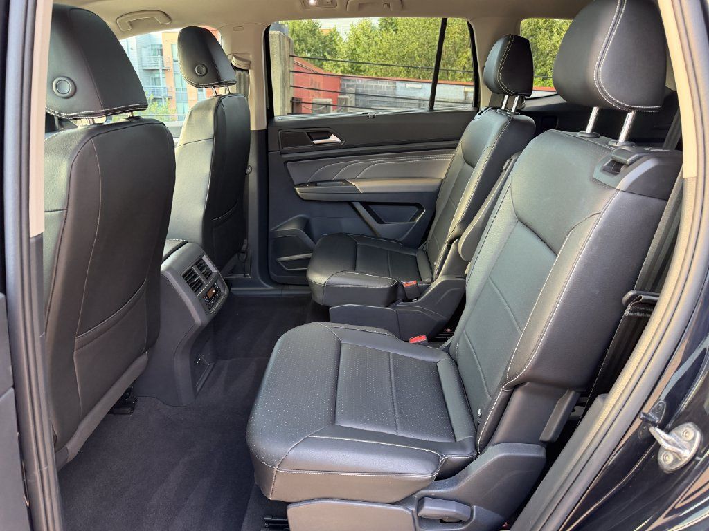 Certified 2023 Volkswagen Atlas SEL AWD/4WD image 23