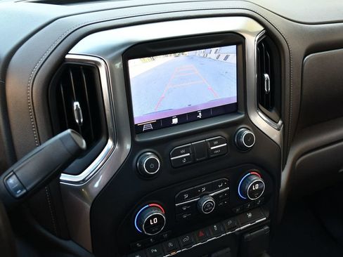 Used 2019 Chevrolet Silverado 1500 LTZ w/ LTZ Premium Package AWD/4WD image 55
