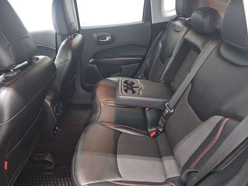 Used 2019 Jeep Compass Trailhawk image 33