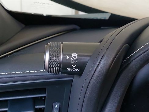 Used 2023 Lexus LC 500 Convertible image 34