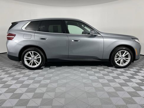 Used 2025 BMW X3 xDrive30i image 9