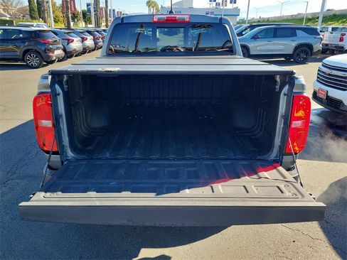Used 2018 Chevrolet Colorado ZR2 image 20