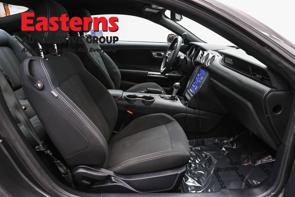 Used 2019 Ford Mustang Coupe RWD image 23