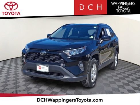 Certified 2021 Toyota RAV4 XLE image 1