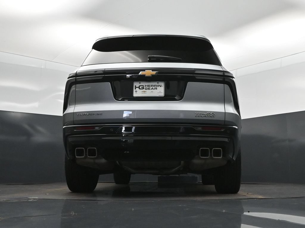 Used 2025 Chevrolet Traverse High Country w/ LPO, Floor Liner Package FWD image 40