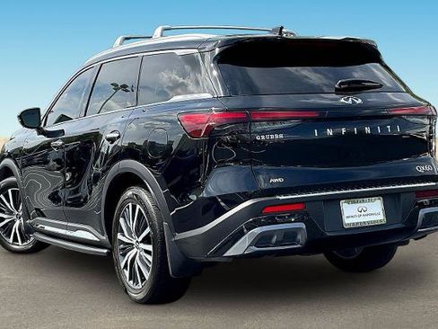 Certified 2023 INFINITI QX60 Sensory w/ Vision Package AWD/4WD image 4