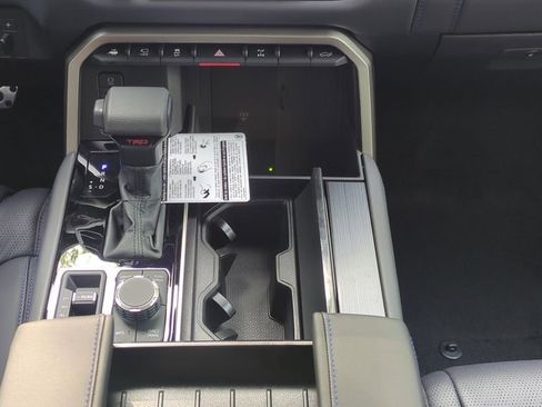 New 2026 Toyota Tundra Limited AWD/4WD image 15