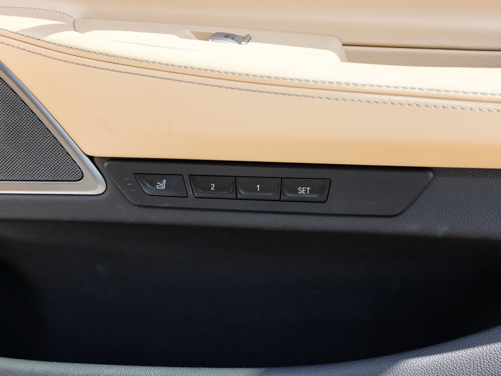 Used 2021 BMW 750i xDrive w/ Luxury Rear Seating Package AWD/4WD image 64