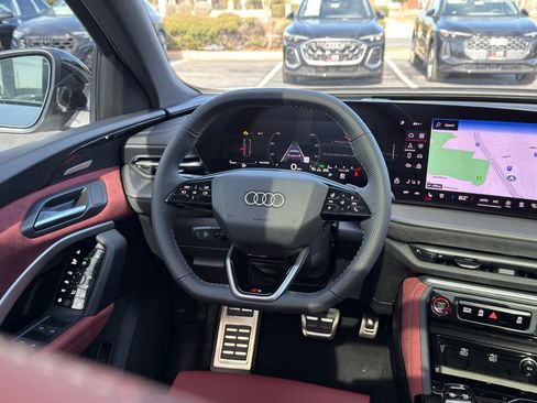 New 2025 Audi SQ5 Premium Plus image 26