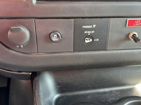 Used 2014 GMC Savana 2500 RWD image 23