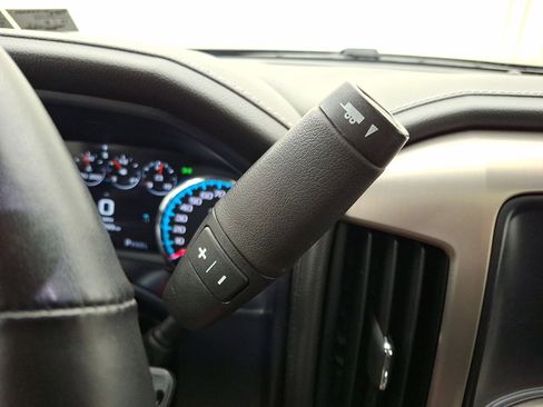 Used 2018 GMC Sierra 1500 Denali AWD/4WD image 12